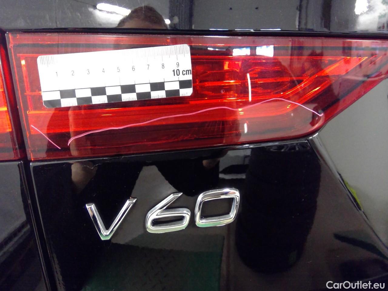  Volvo  V60  T6 350 Ins.Ex.Rec. AWD Aut #16