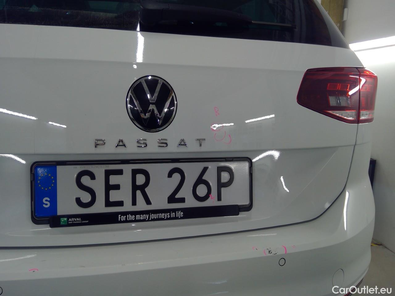  Volkswagen  Passat  SC TSI 150 Edition Aut. #11