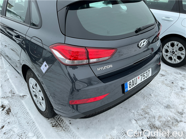  Hyundai  i30  1.5i CVVT 81 Start Plus #2