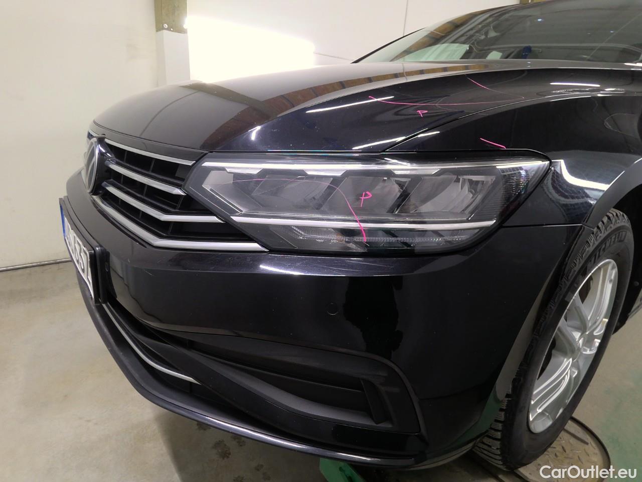  Volkswagen  Passat  SC TSI 150 Aut. #1