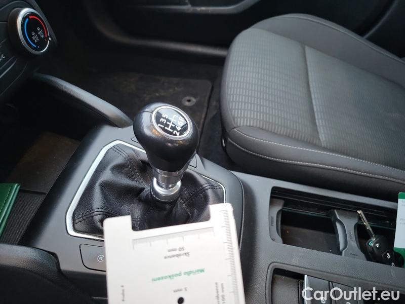  Ford  Focus   (CGE)(2018->) Foc.Kom.1.0EB 125 Trend #13