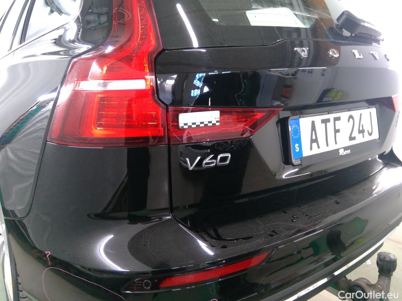  Volvo  V60  T6 350 Ins.Ex.Rec. AWD Aut #17