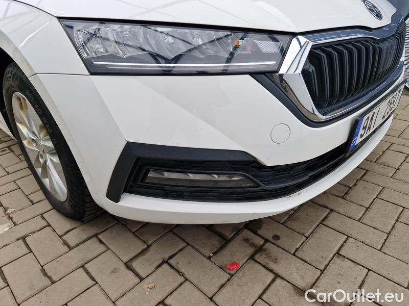  Skoda  Octavia  Lim. (NX3)(2020)  2.0TDI 85 Ambition 5d #4