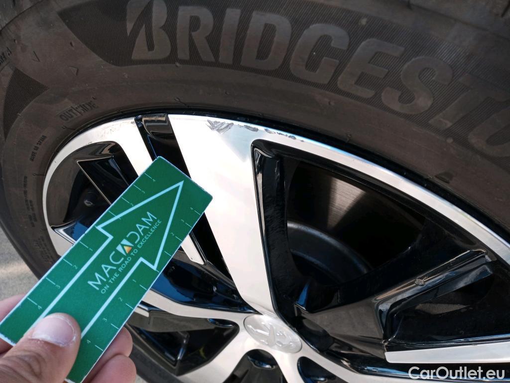  Peugeot  3008 PEUGEOT  Hybrid / 2020 / 5P / todoterreno 225 e-EAT8 GT #9