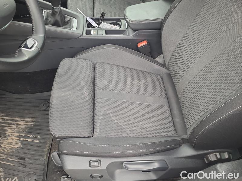  Skoda  Octavia  Combi (NX3)(2020) Oct.Combi 2.0TDI 85 Style #6