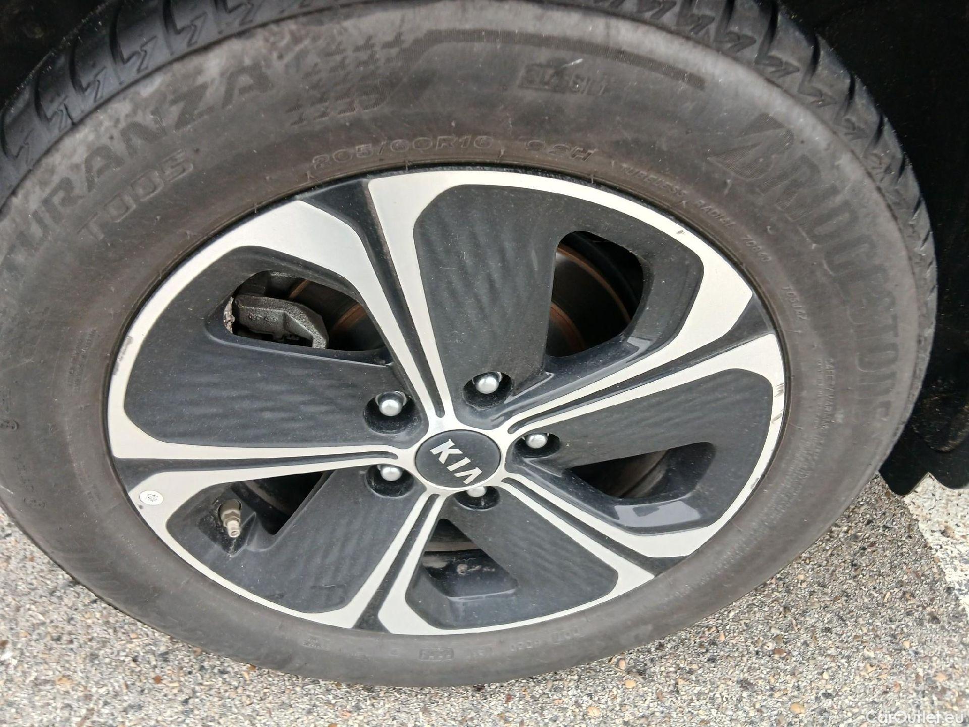  KIA  XCeed KIA  1.6 GDi PHEV 104kW (141CV) eDrive (AC) #13