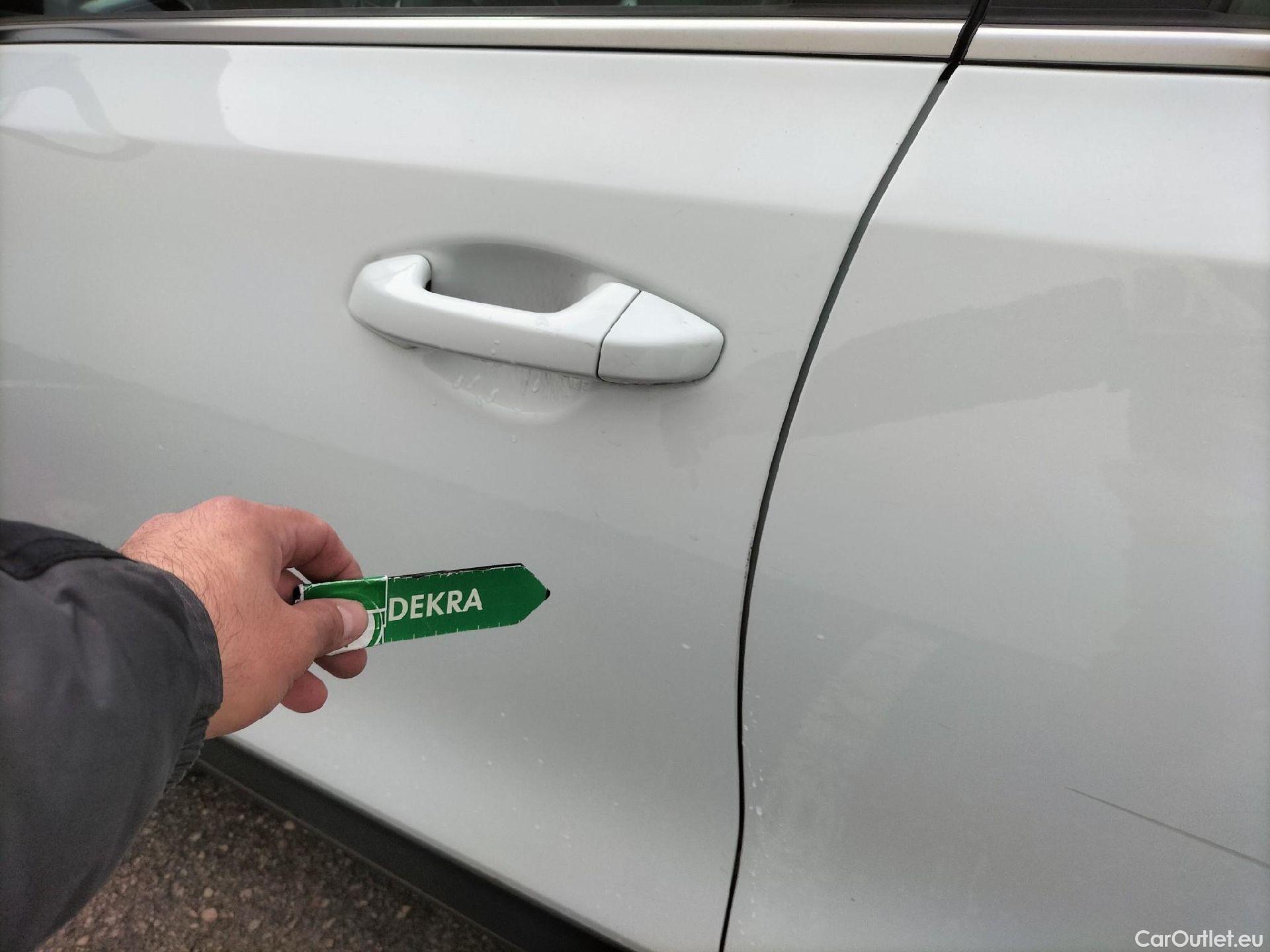  KIA  XCeed KIA  / 2022 / 5P / todoterreno 1.0 T-GDi Drive 88kW (120CV) #10