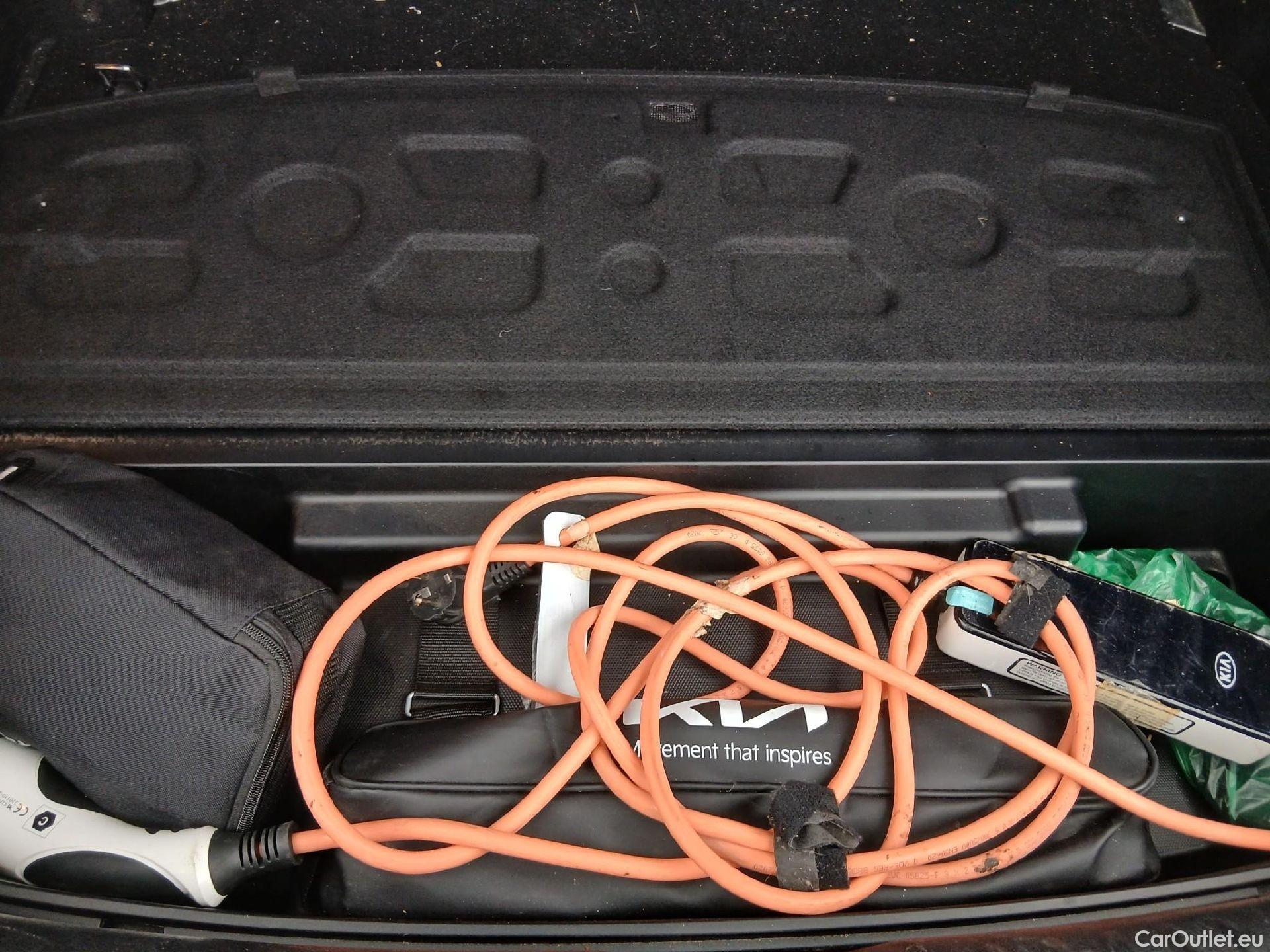  KIA  XCeed KIA  1.6 GDi PHEV 104kW (141CV) eDrive (AC) #3