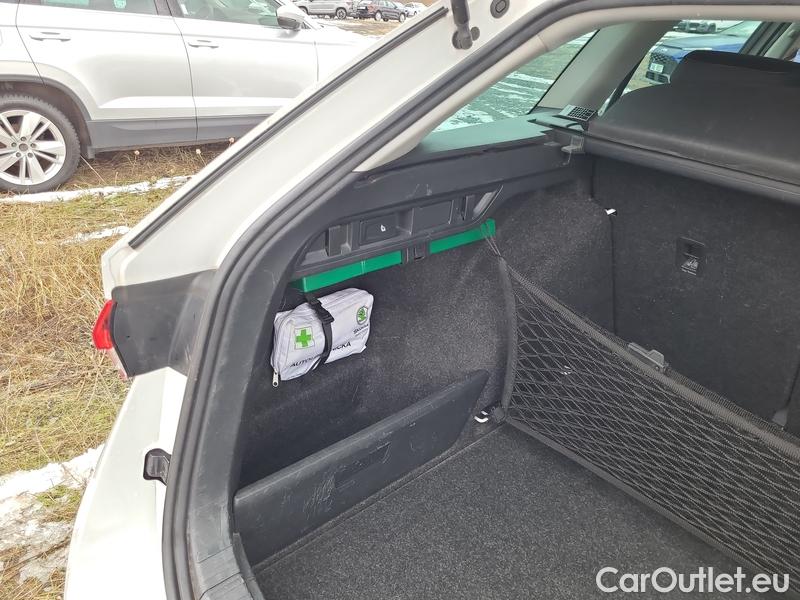  Skoda  Octavia  Combi (NX3)(2020) Oct.Combi 2.0TDI 85 Style #14