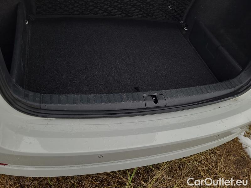  Skoda  Octavia  Combi (NX3)(2020) Oct.Combi 2.0TDI 85 Style #12