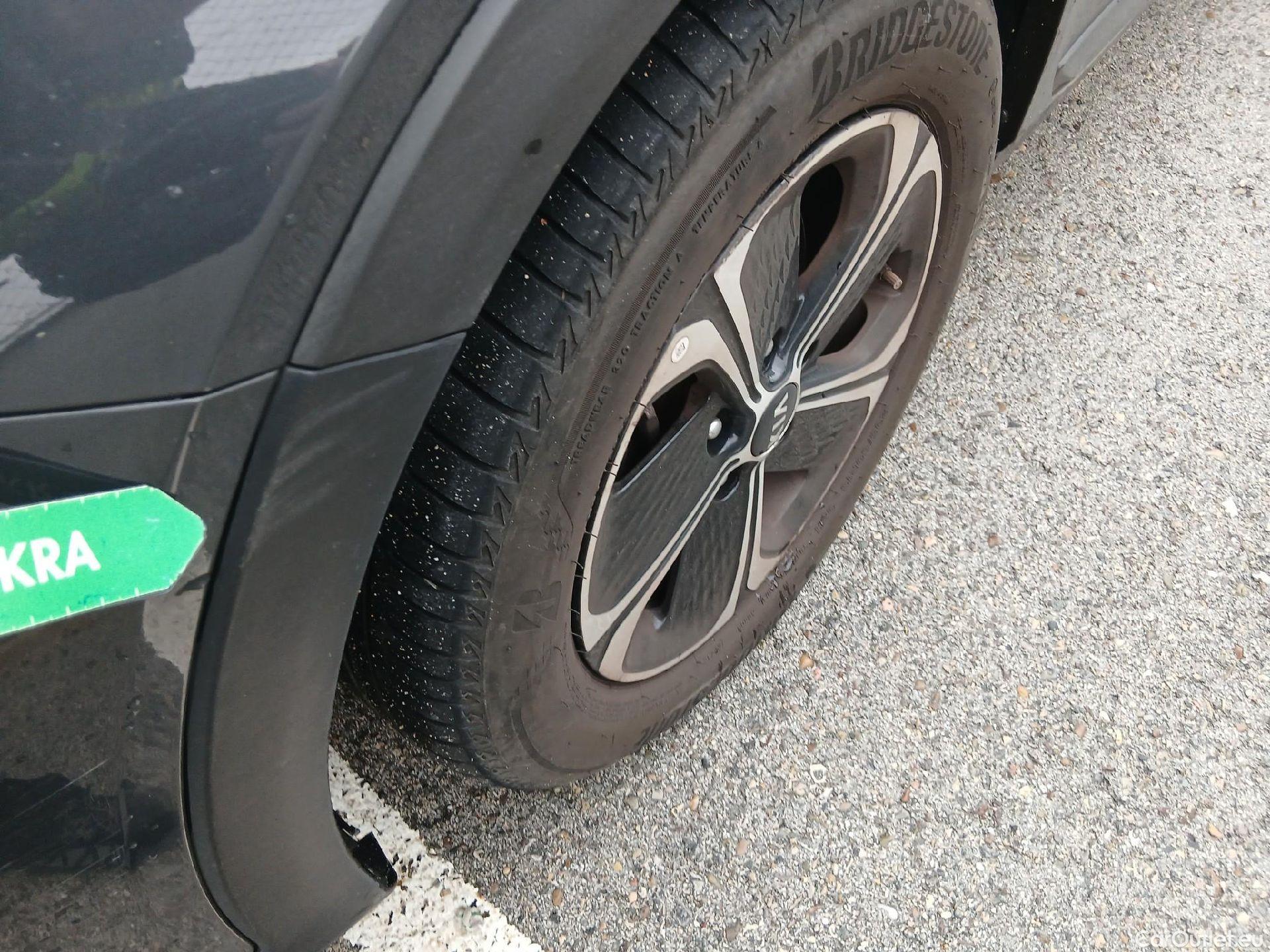  KIA  XCeed KIA  1.6 GDi PHEV 104kW (141CV) eDrive (AC) #22