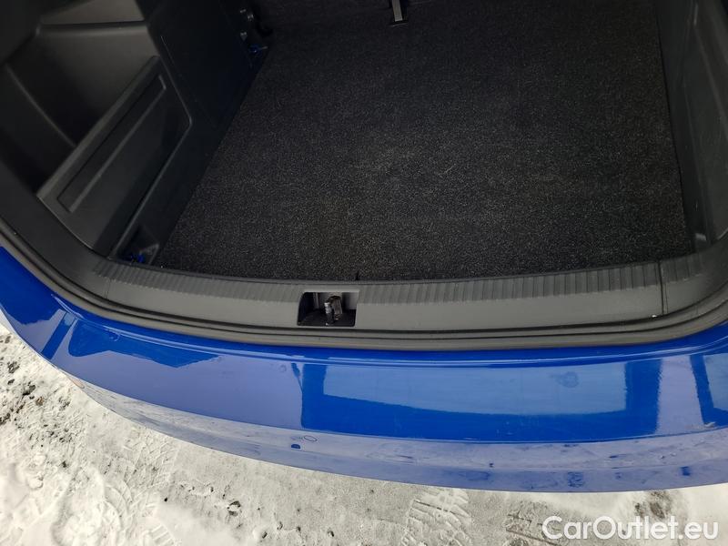  Skoda  Fabia  Combi (2015) Com.1.0TSI 70 Ambition 5d #13