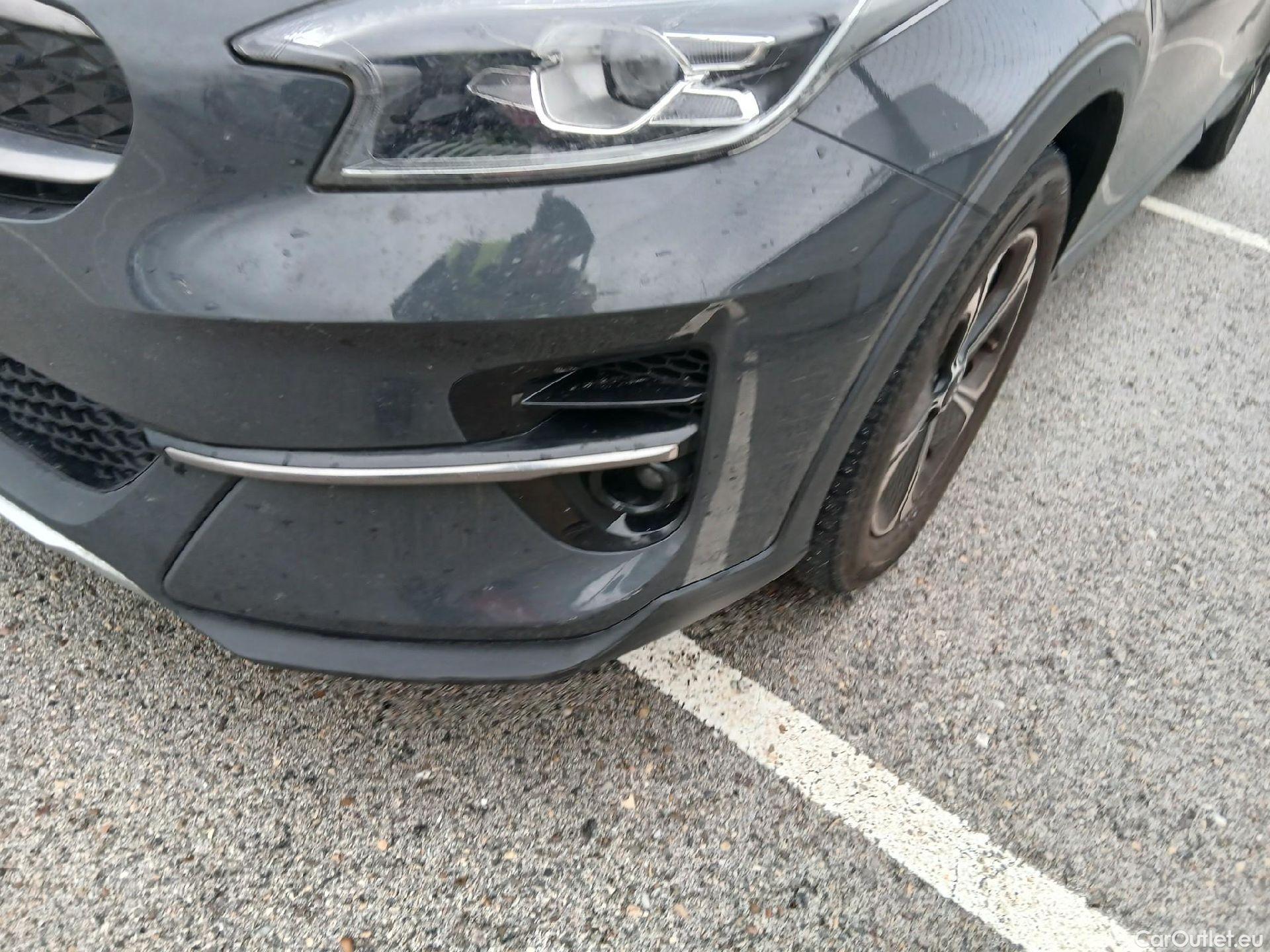  KIA  XCeed KIA  1.6 GDi PHEV 104kW (141CV) eDrive (AC) #21