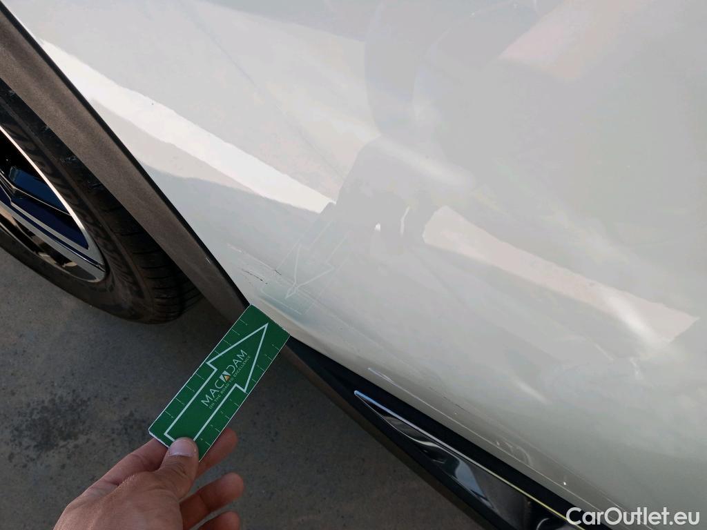  Peugeot  3008 PEUGEOT  Hybrid / 2020 / 5P / todoterreno 225 e-EAT8 GT #13