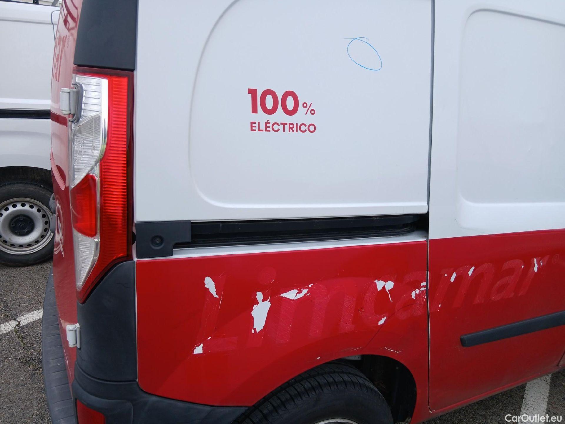  Renault  Kangoo RENAULT  Furgón/2013/3P/furgón derivado de turismo Profesional dCi 66kW (90CV) Euro 6 #31