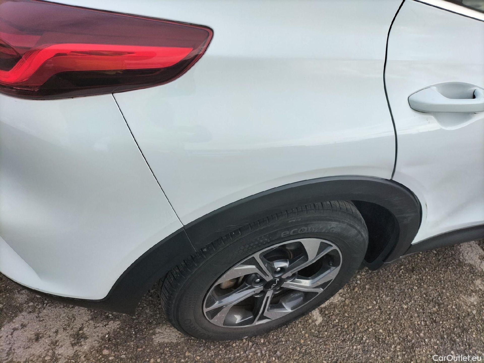  KIA  XCeed KIA  / 2022 / 5P / todoterreno 1.0 T-GDi Drive 88kW (120CV) #32