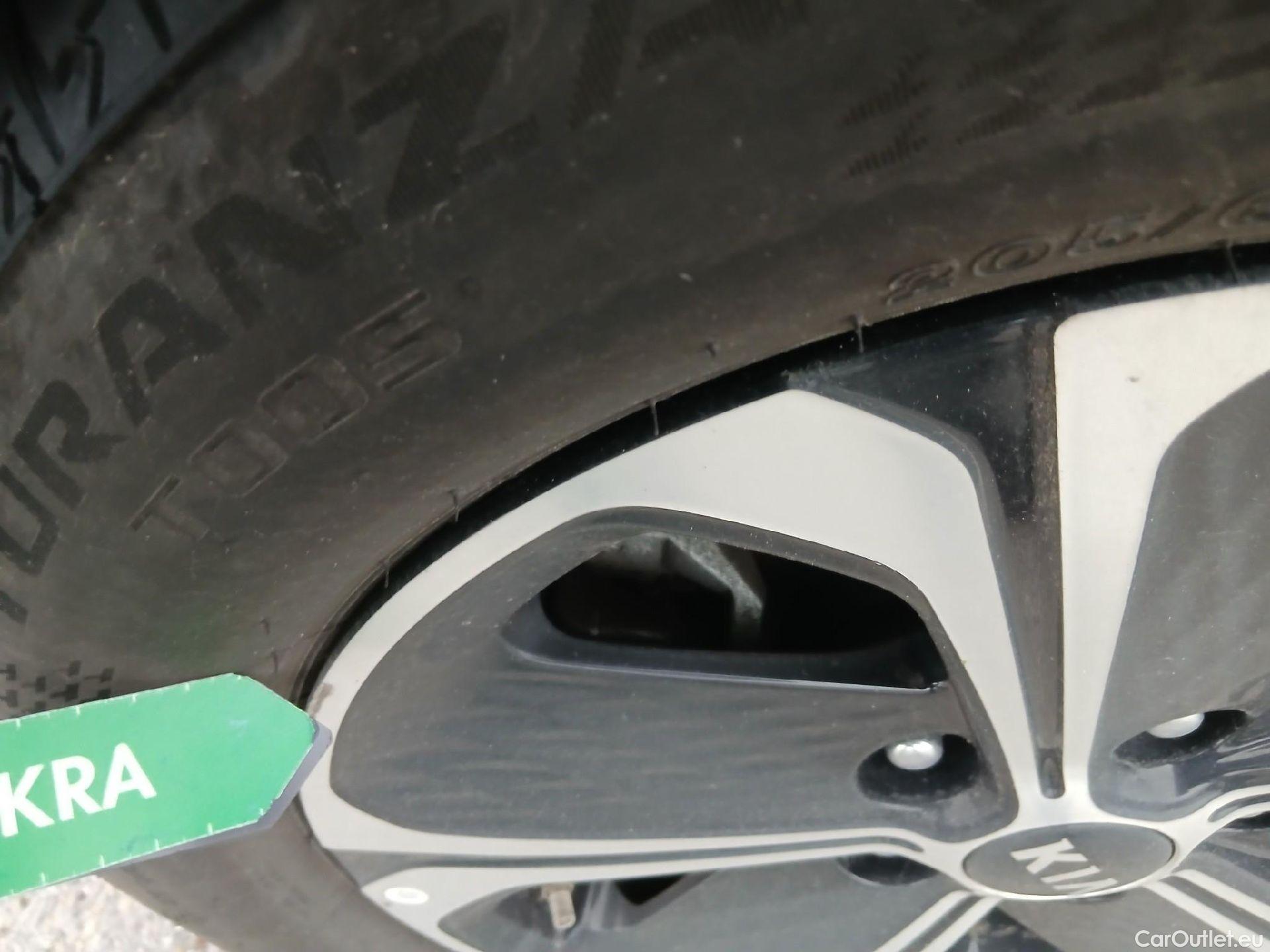  KIA  XCeed KIA  1.6 GDi PHEV 104kW (141CV) eDrive (AC) #12