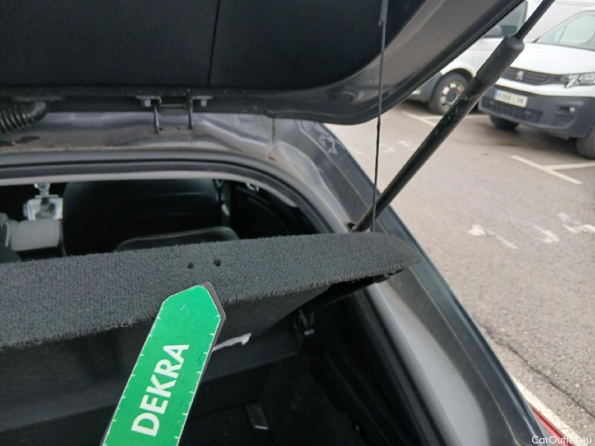  KIA  XCeed KIA  1.6 GDi PHEV 104kW (141CV) eDrive (AC) #6