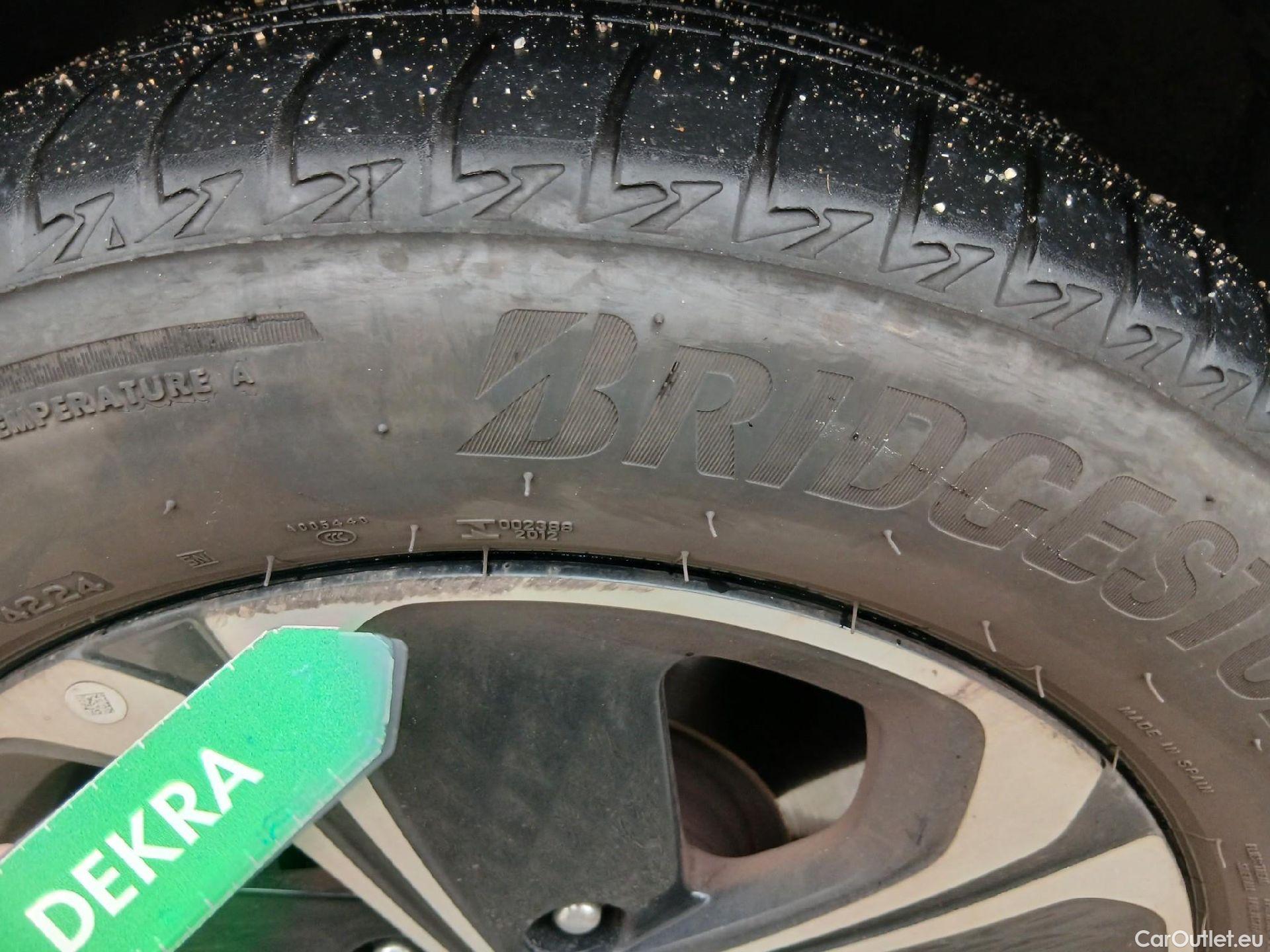  KIA  XCeed KIA  1.6 GDi PHEV 104kW (141CV) eDrive (AC) #2