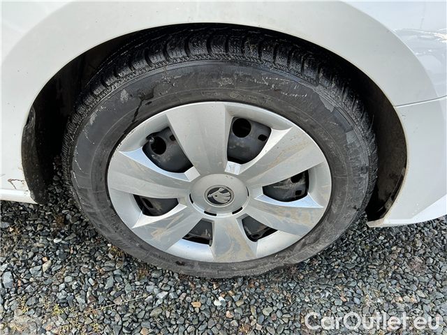  Skoda  Fabia  1.0MPI 44 Active #7