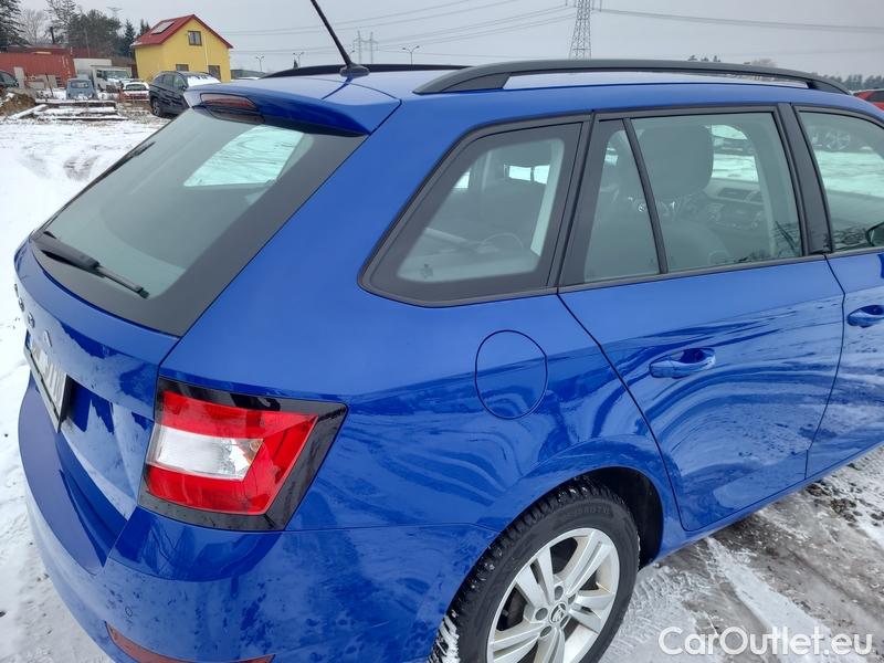  Skoda  Fabia  Combi (2015) Com.1.0TSI 70 Ambition 5d #14