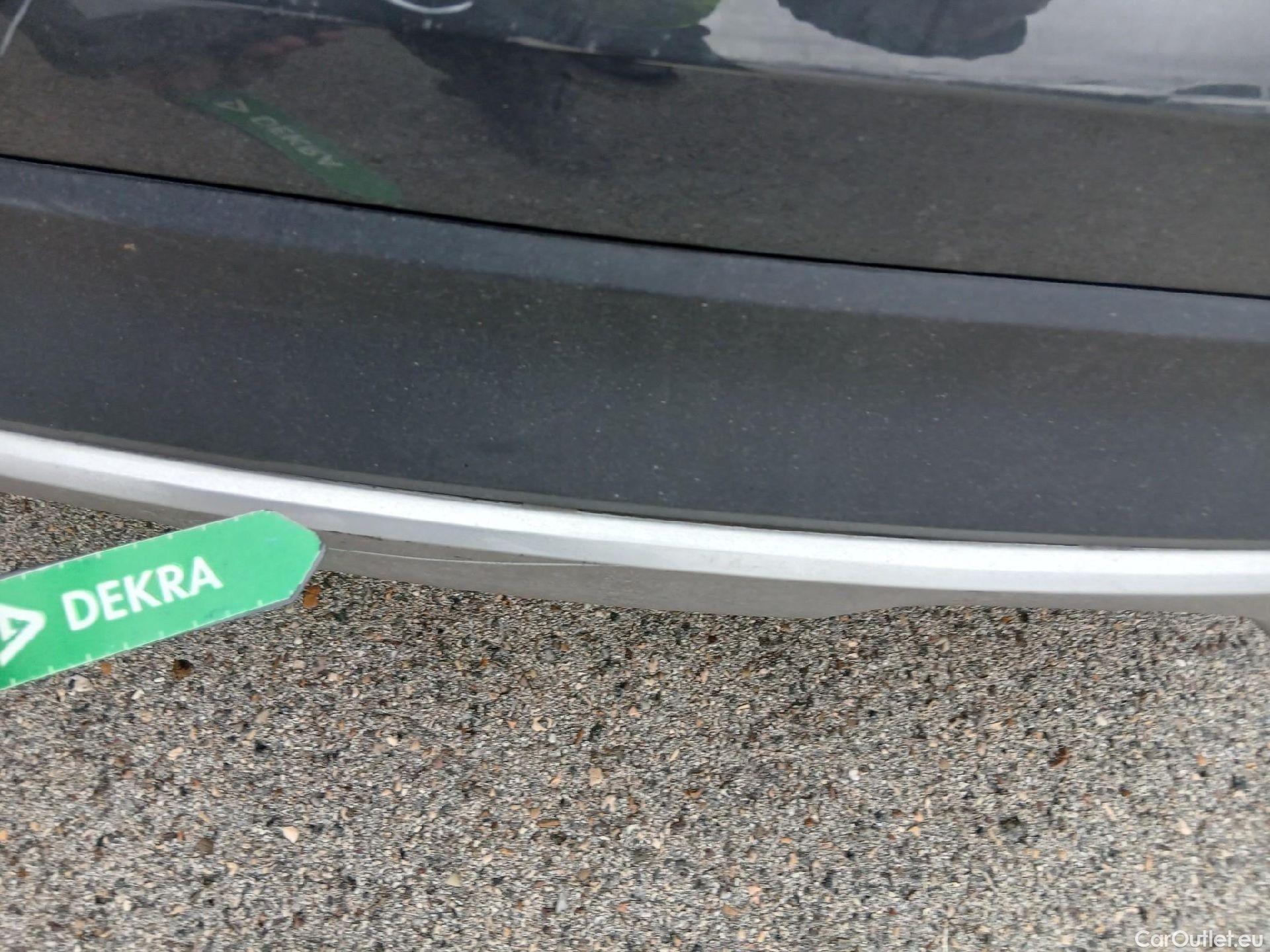  KIA  XCeed KIA  1.6 GDi PHEV 104kW (141CV) eDrive (AC) #32