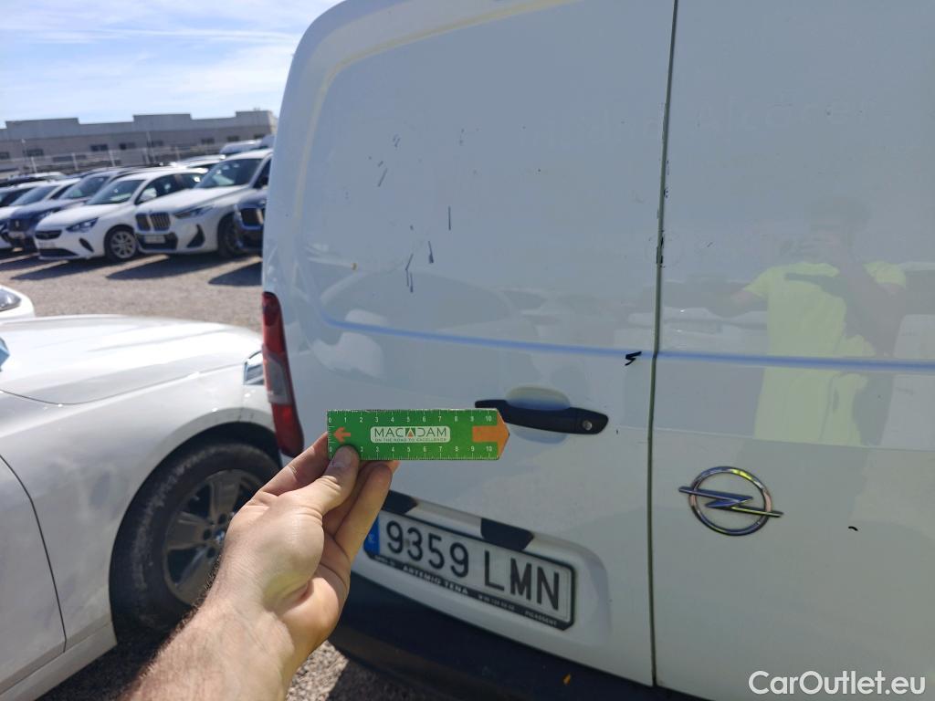  Opel  Combo OPEL  / 2018 / 3P / furgón derivado de turismo 1.6 TD 55kW (75CV) Express L H1 650kg #27