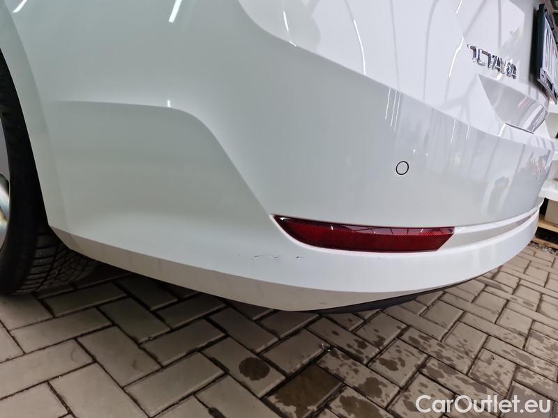  Skoda  Octavia  Lim. (NX3)(2020)  2.0TDI 85 Ambition 5d #9