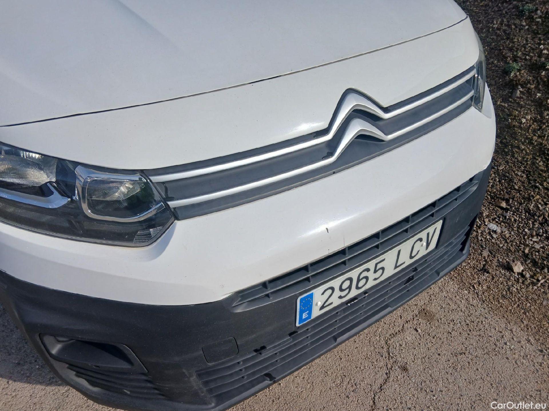  Citroen  Berlingo CITROEN  / 2018 / 4P / combi Talla M BlueHDi 100 LIVE (AC) #3