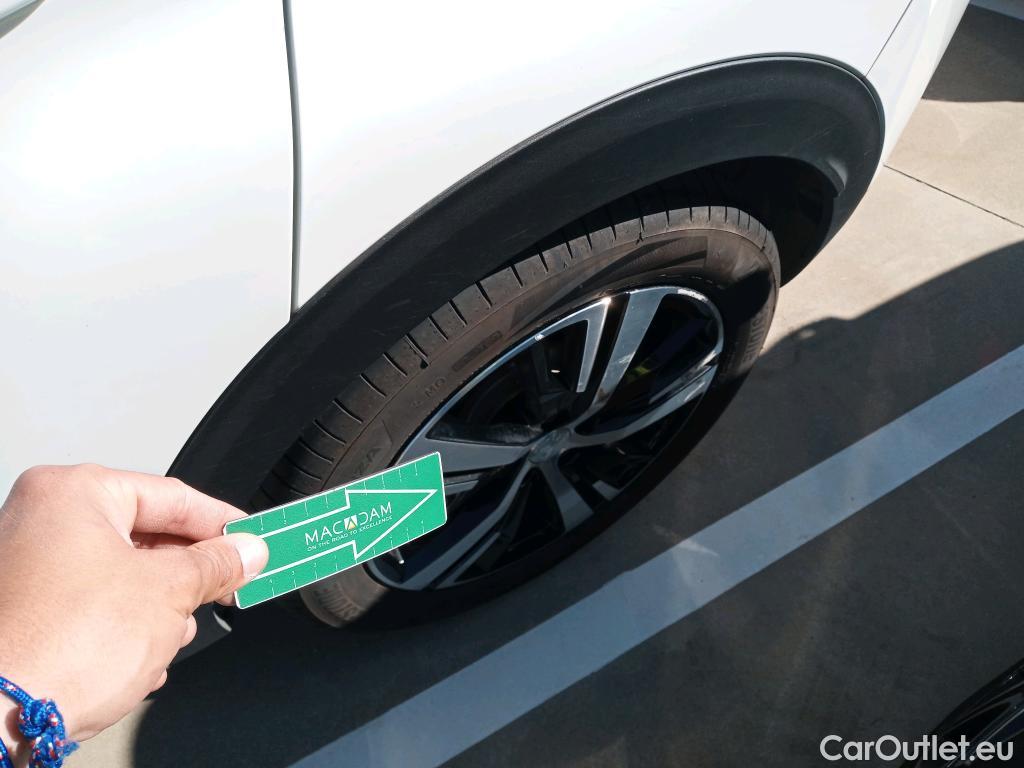  Peugeot  3008 PEUGEOT  Hybrid / 2020 / 5P / todoterreno 225 e-EAT8 GT #8