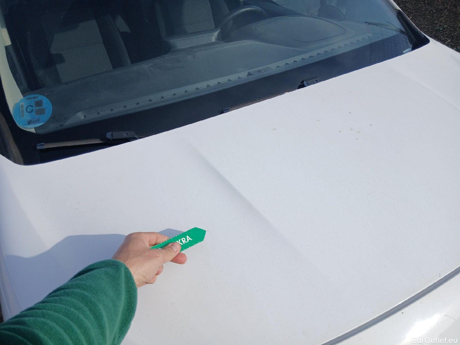  Citroen  Berlingo CITROEN  / 2018 / 4P / combi Talla M BlueHDi 100 LIVE (AC) #2