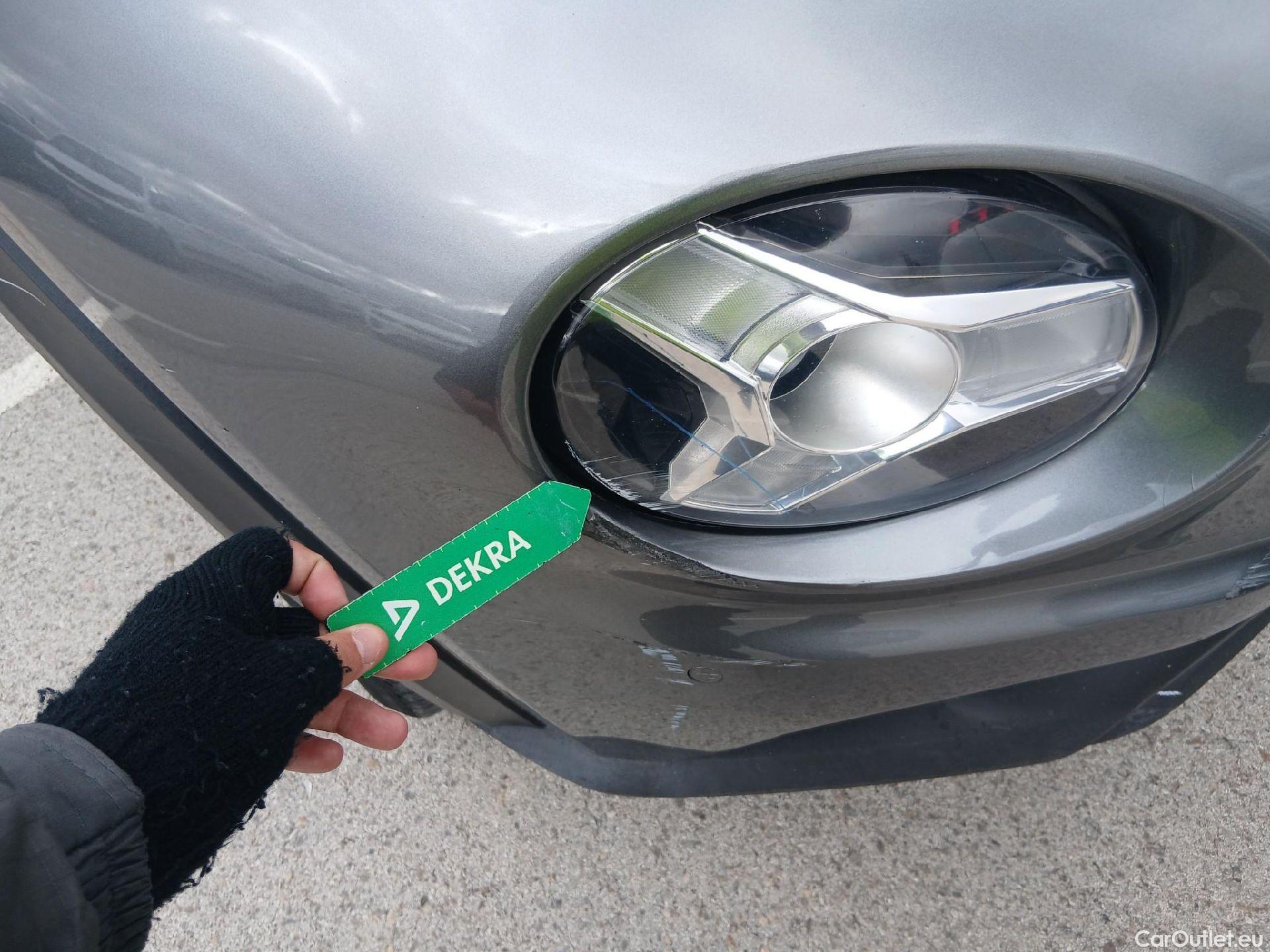  Nissan  Juke NISSAN  / 2019 / 5P / crossover DIG-T 84 kW (114 CV) DCT 7 V N-Connecta #3