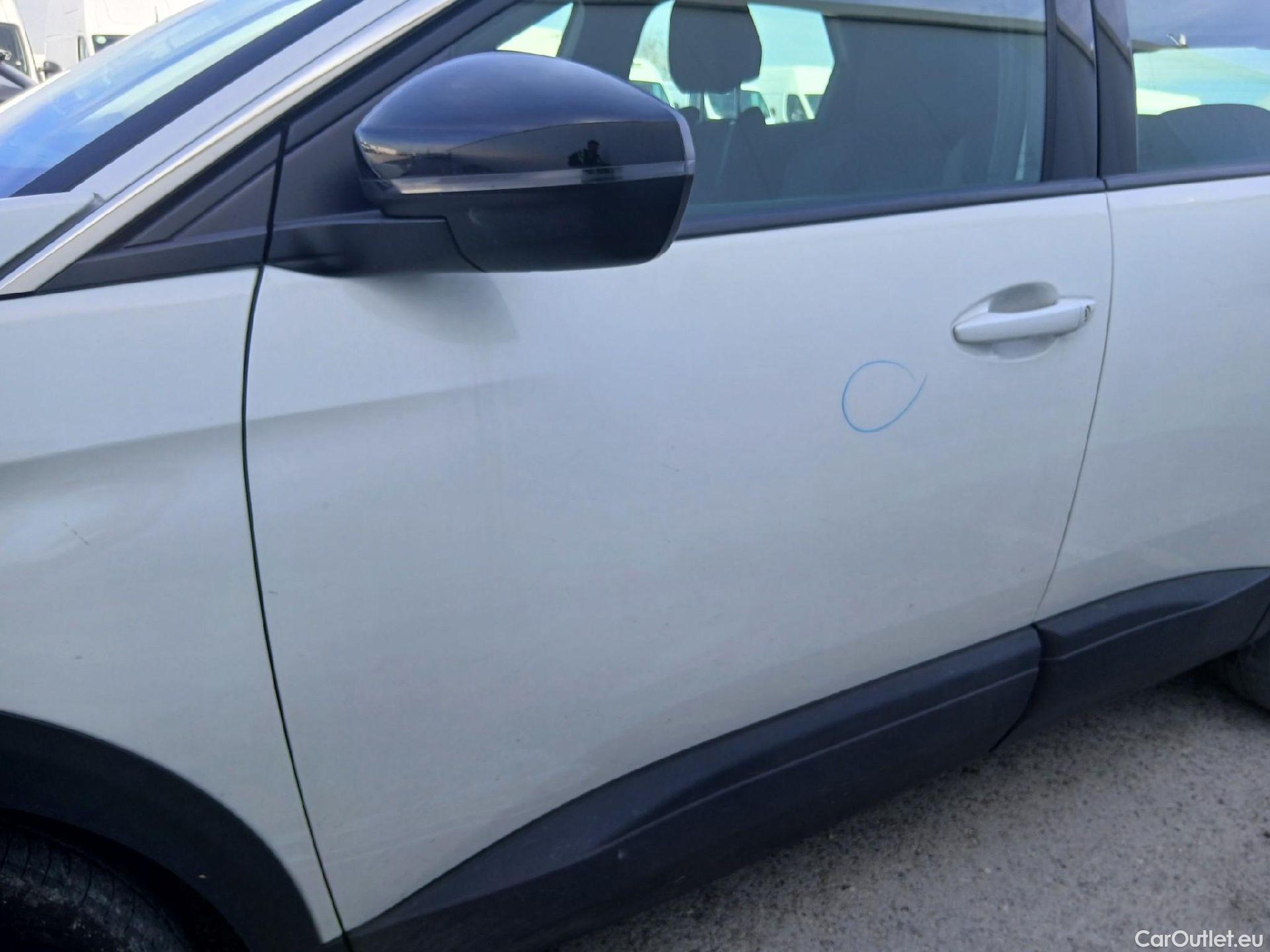  Peugeot  3008 PEUGEOT  / 2020 / 5P / todoterreno 1.5 BlueHDi 96kW (130CV) S&S Active Pack (AC4) #18