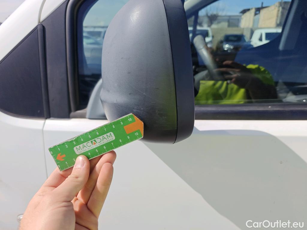  Opel  Combo OPEL  / 2018 / 3P / furgón derivado de turismo 1.6 TD 55kW (75CV) Express L H1 650kg #80