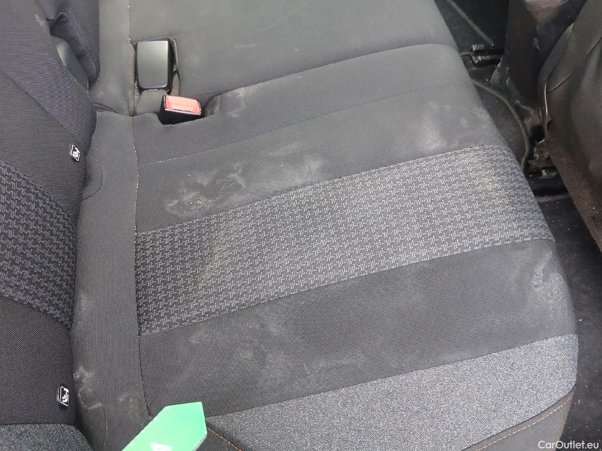  Peugeot  3008 PEUGEOT  / 2020 / 5P / todoterreno 1.5 BlueHDi 96kW (130CV) S&S Active Pack (AC4) #21