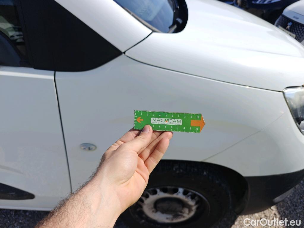  Opel  Combo OPEL  / 2018 / 3P / furgón derivado de turismo 1.6 TD 55kW (75CV) Express L H1 650kg #76