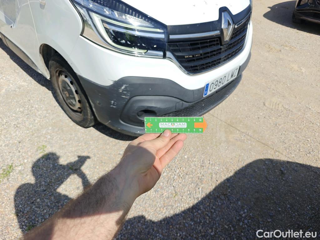  Renault  Trafic RENAULT  / 2019 / 4P / furgón Furgón 27 L1H1 Energy BluedCi 88 kW #35
