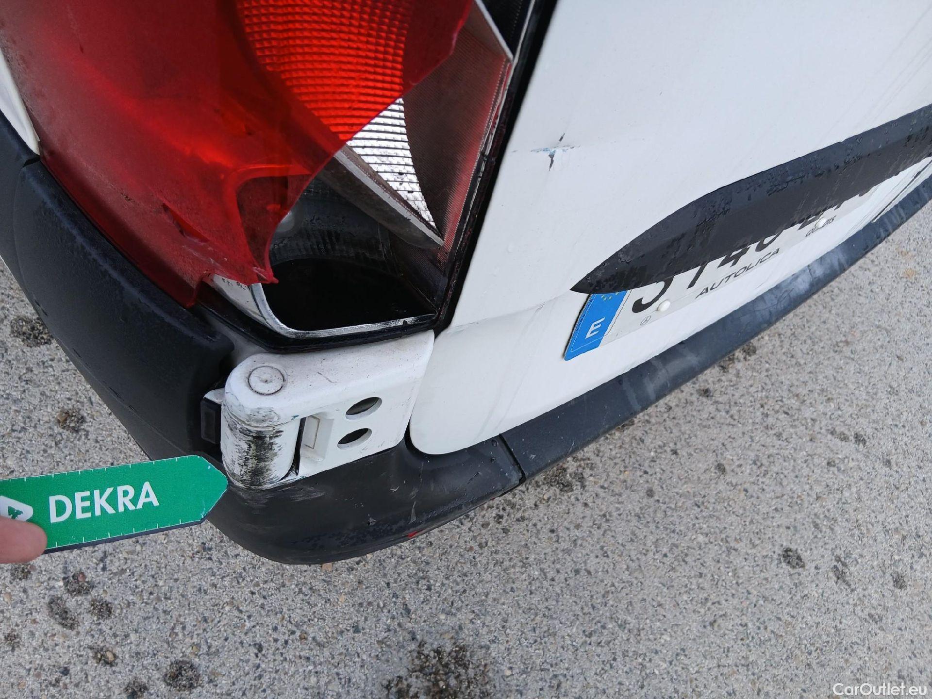  Mercedes  Sprinter MERCEDES-BENZ  / 2018 / 4P / furgón 314 CDI MEDIO 3.5T T. ALTO #38