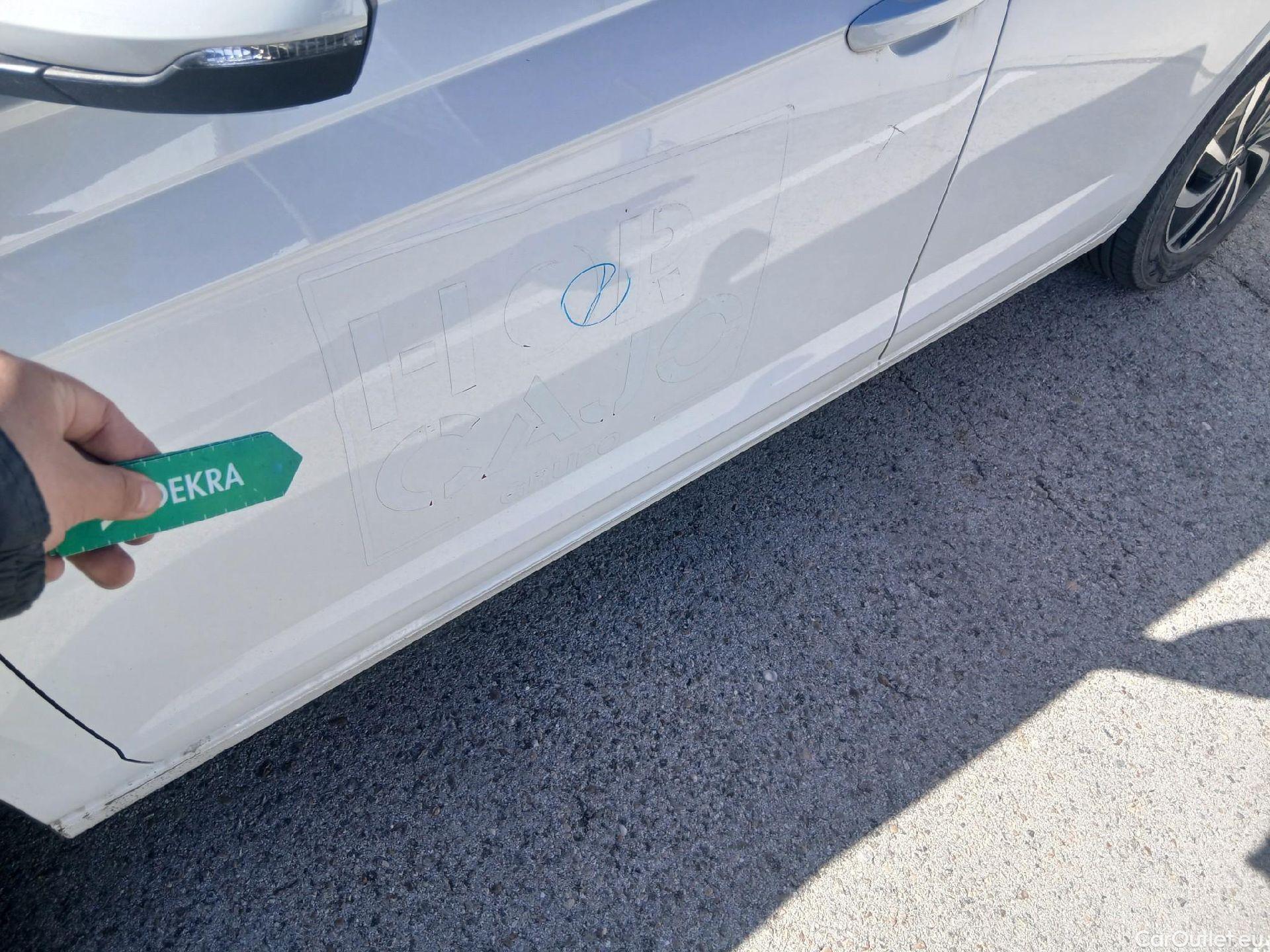  Volkswagen  Polo VOLKSWAGEN  / 2021 / 5P / berlina con portón Life 1.0 TSI 70kW (95CV) #20