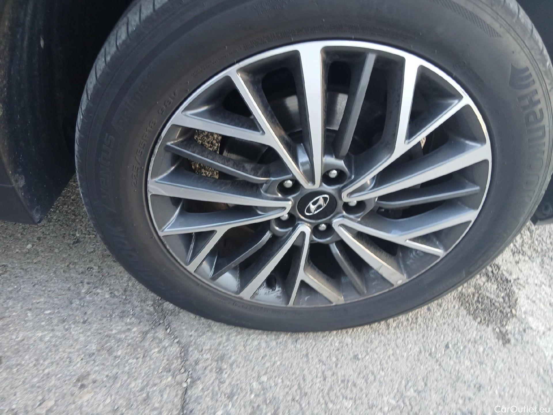  Hyundai  Tucson HYUNDAI  / 2018 / 5P / todoterreno 1.6 CRDi 85kW (116CV) Tecno 4x2 #11