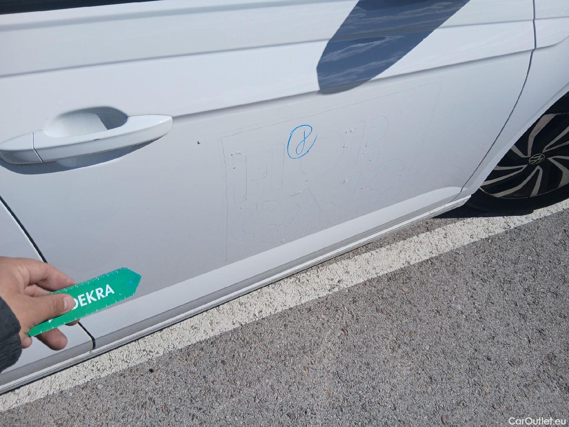  Volkswagen  Polo VOLKSWAGEN  / 2021 / 5P / berlina con portón Life 1.0 TSI 70kW (95CV) #31