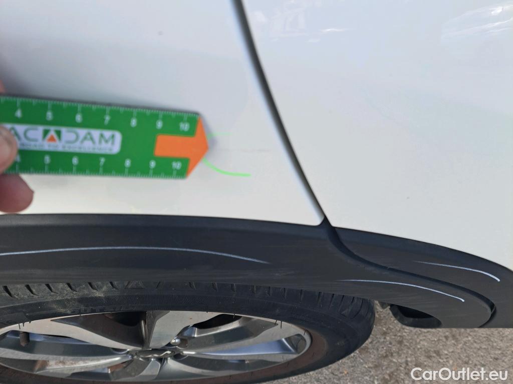  KIA  STONIC KIA  / 2017 / 5P / todoterreno 1.0 T-GDi 88kW (120CV) MHEV iMT Drive #23