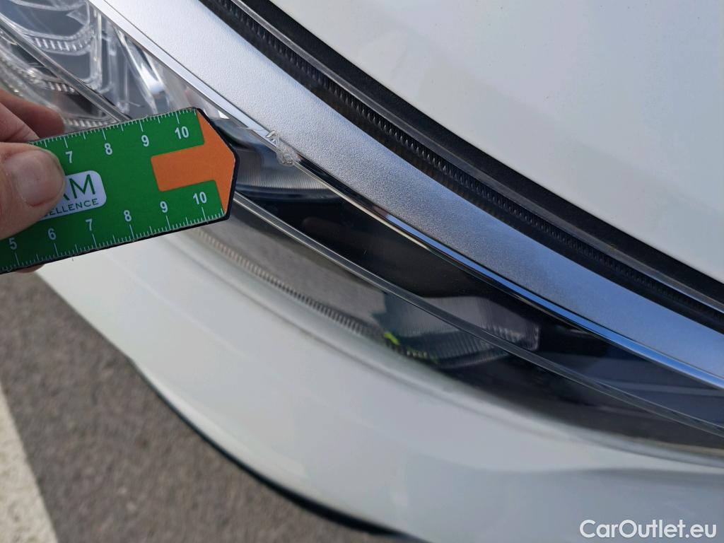  KIA  STONIC KIA  / 2017 / 5P / todoterreno 1.0 T-GDi 88kW (120CV) MHEV iMT Drive #25