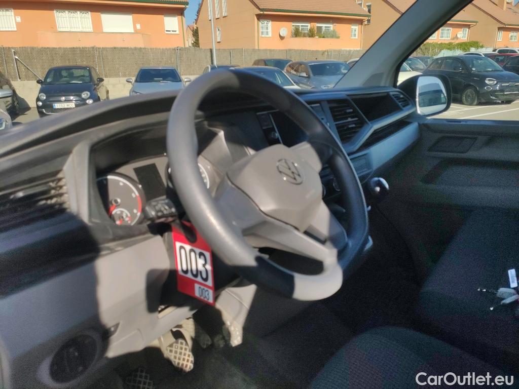  Land Rover  Discovery VOLKSWAGEN Transporter / 2020 / 4P / furgón Furgón Corto TN 2.0 TDI 81kW (110CV) #20