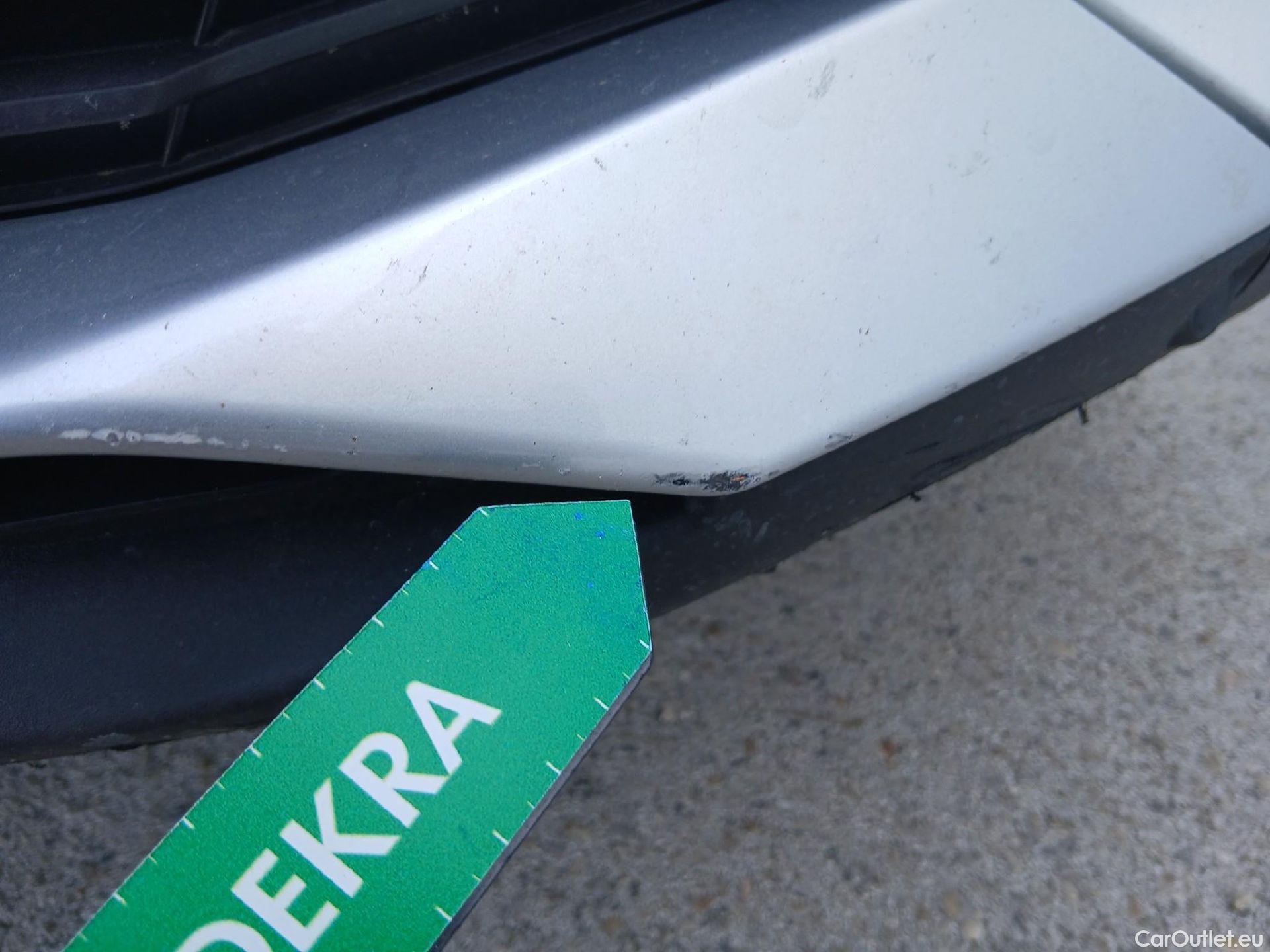  Peugeot  3008 PEUGEOT  / 2020 / 5P / todoterreno 1.5 BlueHDi 96kW (130CV) S&S Active Pack (AC4) #12