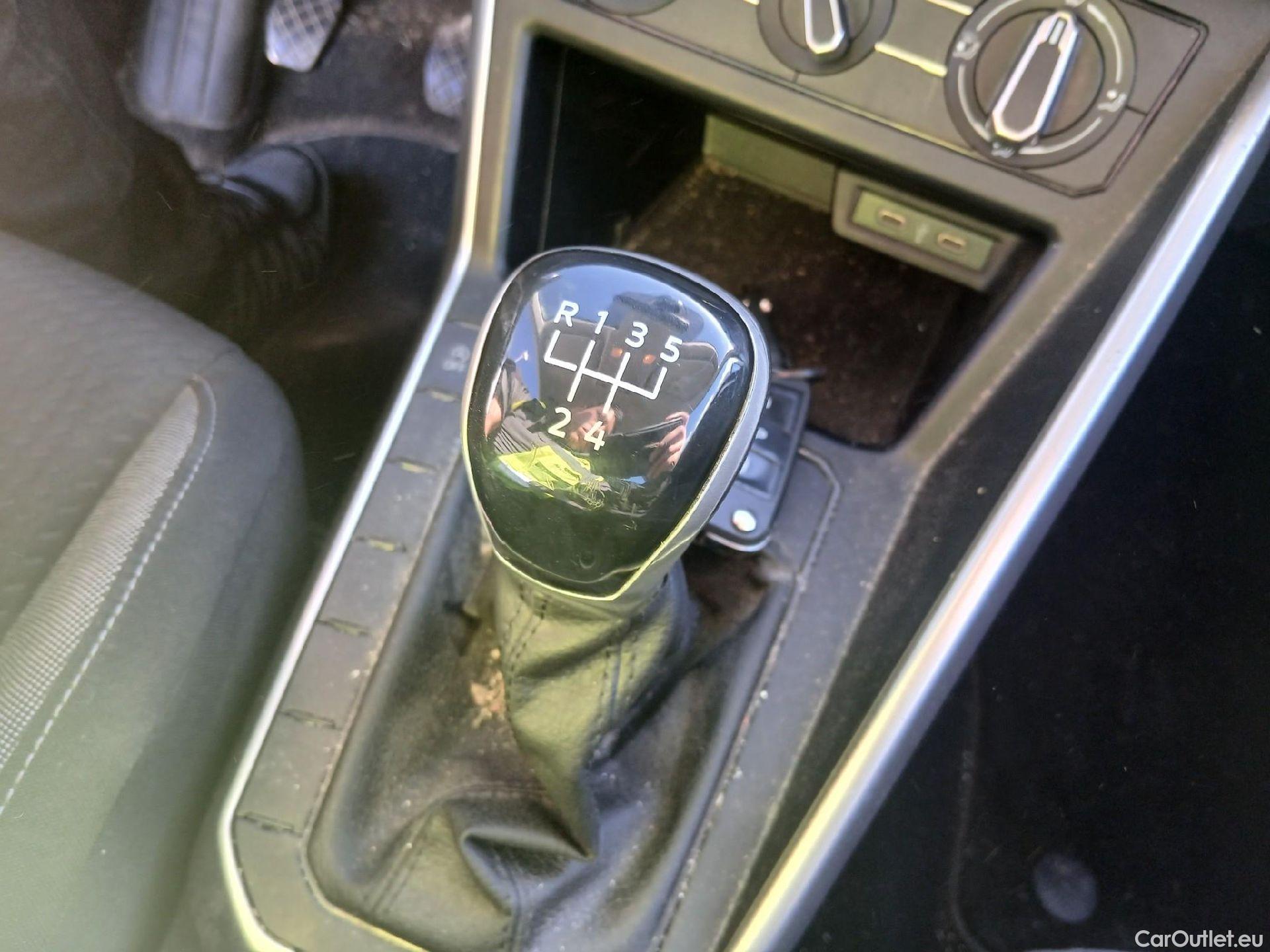  Volkswagen  Polo VOLKSWAGEN  / 2021 / 5P / berlina con portón Life 1.0 TSI 70kW (95CV) #12