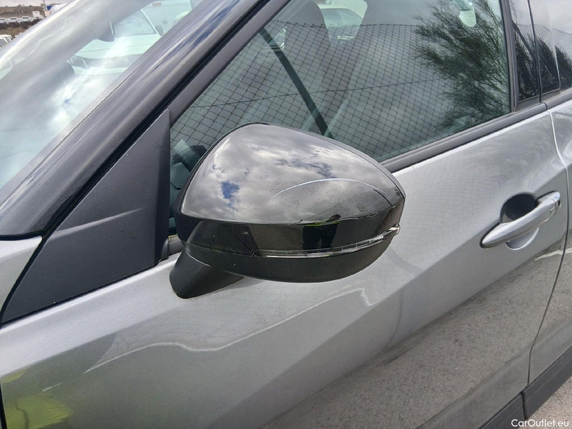  Nissan  Juke NISSAN  / 2019 / 5P / crossover DIG-T 84 kW (114 CV) DCT 7 V N-Connecta #13