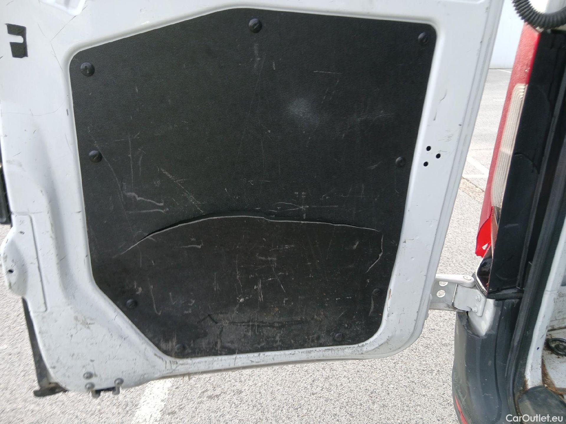  Mercedes  Sprinter MERCEDES-BENZ  / 2018 / 4P / furgón 314 CDI MEDIO 3.5T T. ALTO #12