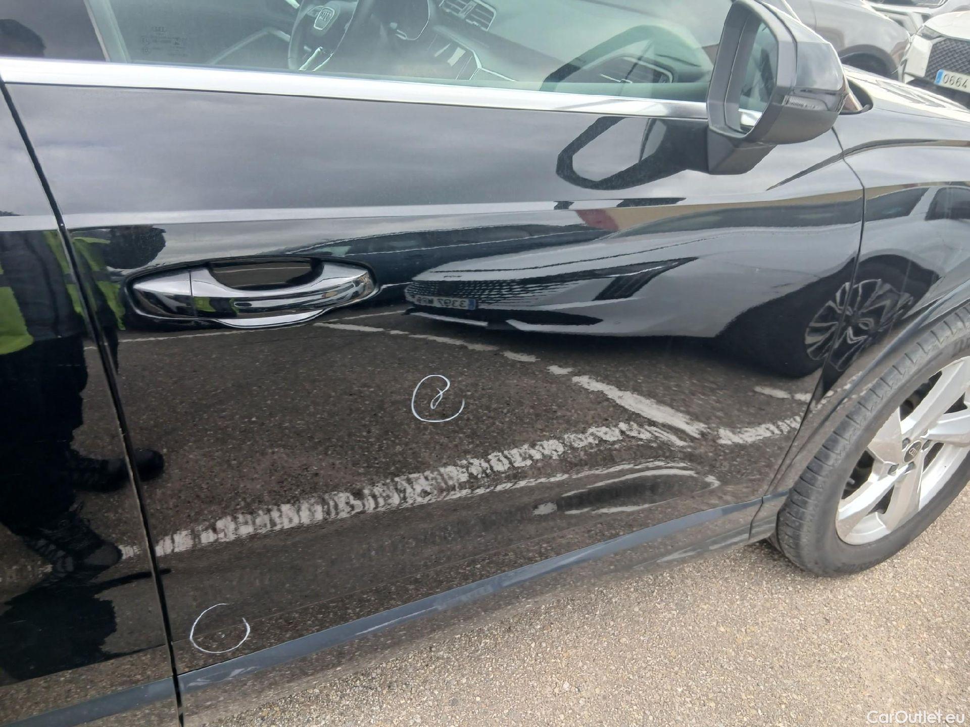  Audi  Q3 AUDI  / 2018 / 5P / todoterreno Advanced 35 TDI 110kW (150CV) #23