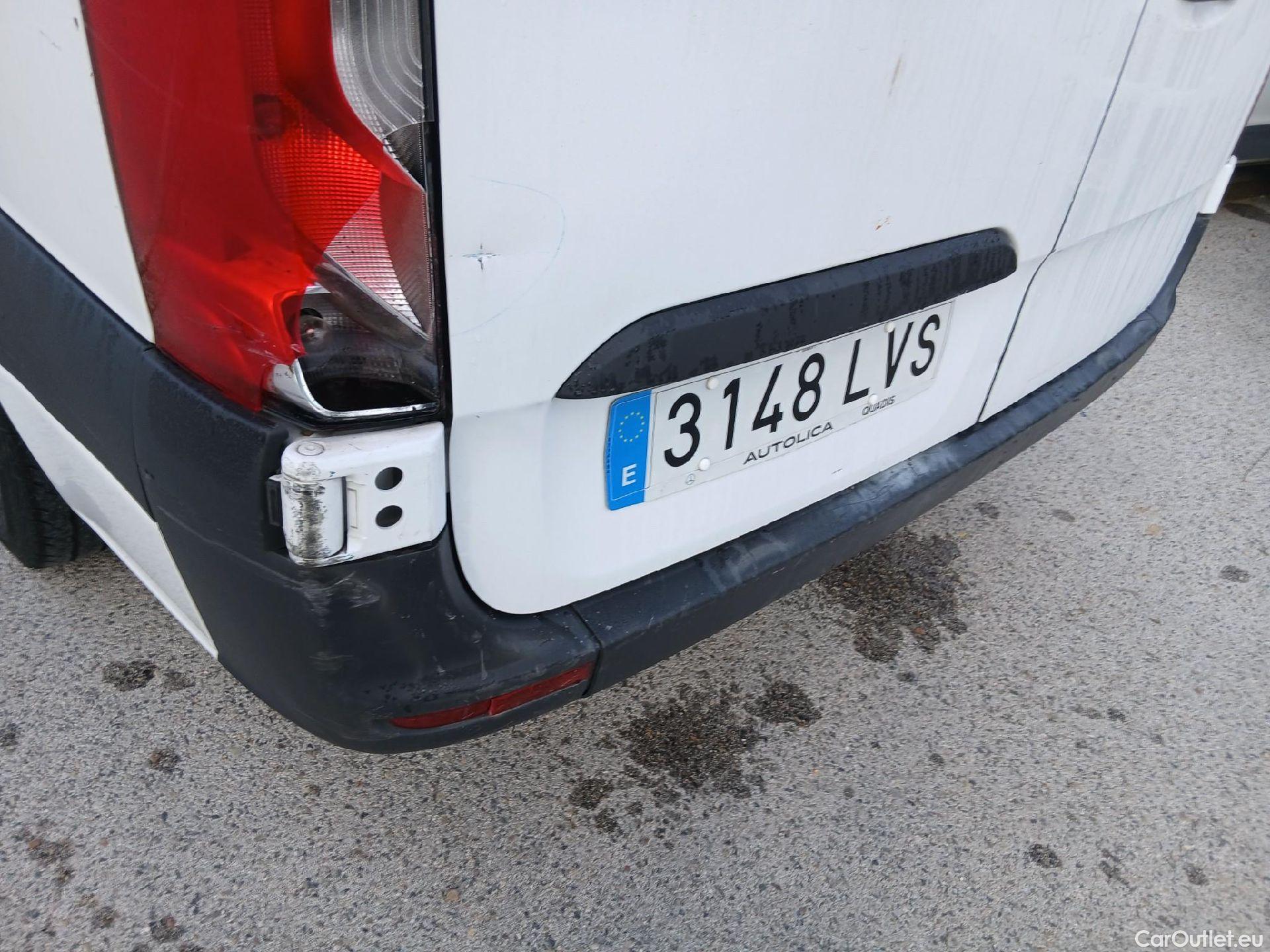  Mercedes  Sprinter MERCEDES-BENZ  / 2018 / 4P / furgón 314 CDI MEDIO 3.5T T. ALTO #44